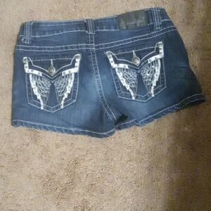 Soundgirl denim blue Jean shorts size 7